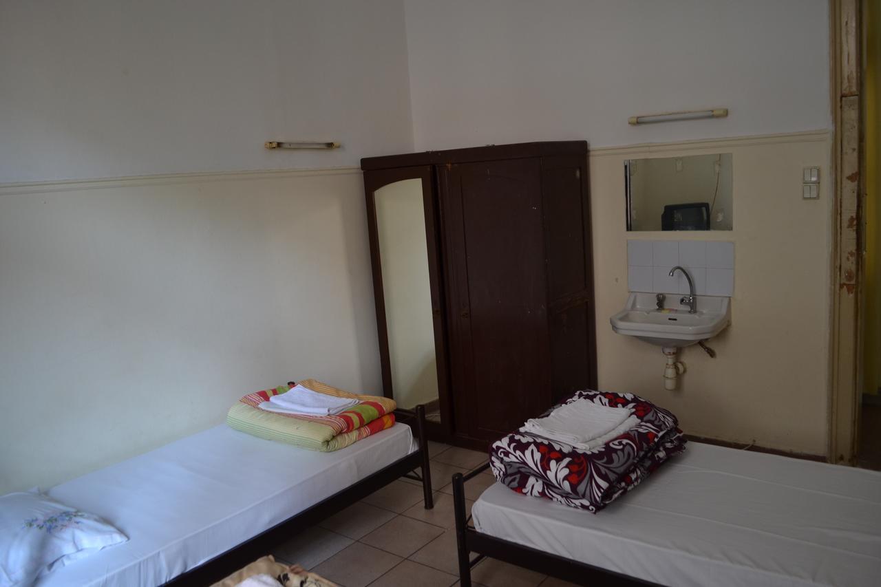 Ikaros Hotel Athena Bagian luar foto